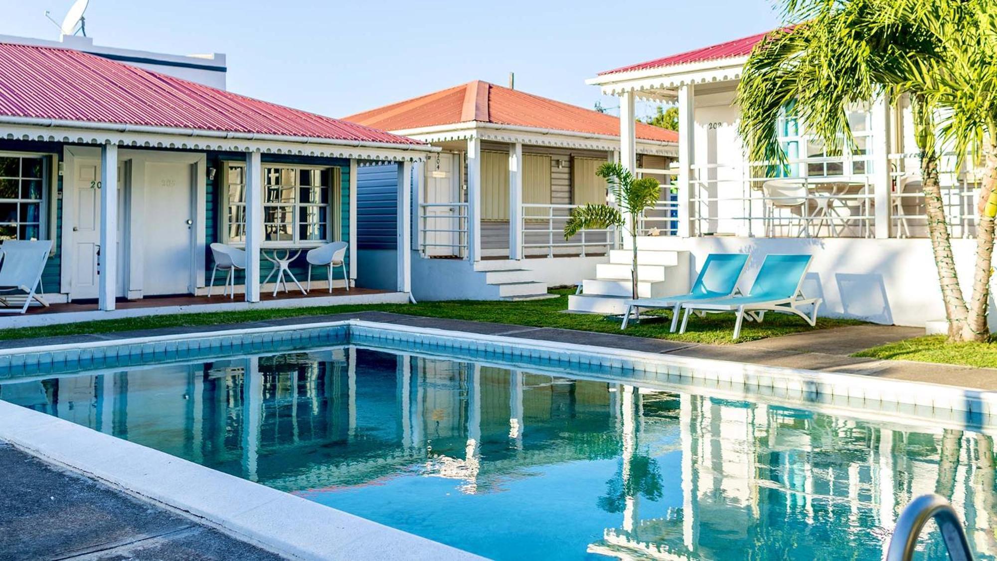 Talk Of The Town Inn & Suites - St Eustatius Oranjestad  Exteriör bild